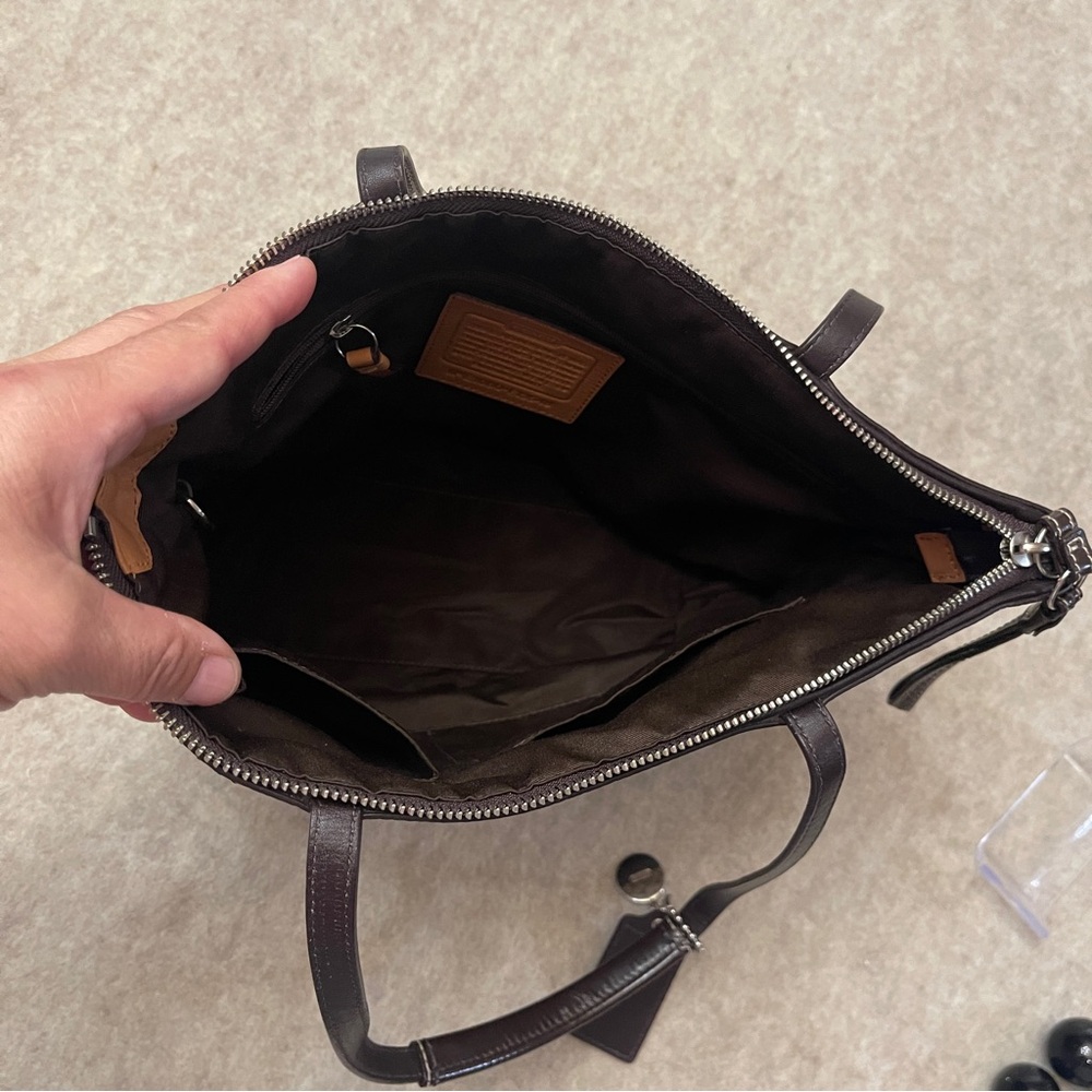 Coach Tan Signature Canvas Brown Strip and Trim Zip Tote Style F13548 Y2K 2000s - Picture 8 of 17